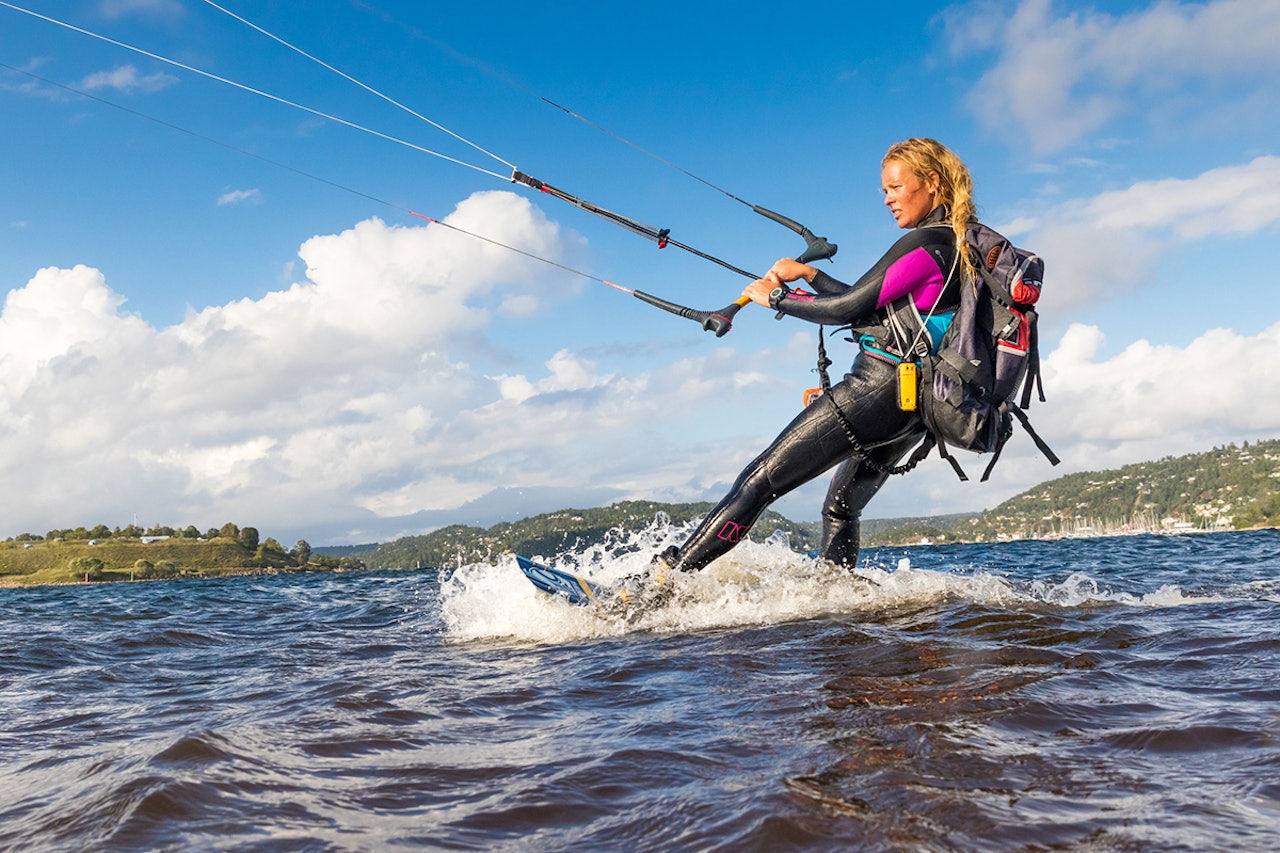 KITER: Rutinerte Camilla Ringvold om sin tur fra Larkollen til Oslo. Foto: Håkon Mæland – MLandPictures (www.mlandpictures.com) KITER: Rutinerte Camilla Ringvold om sin tur fra Larkollen til Oslo. Foto: Håkon Mæland – MLandPictures (www.mlandpictures.com)