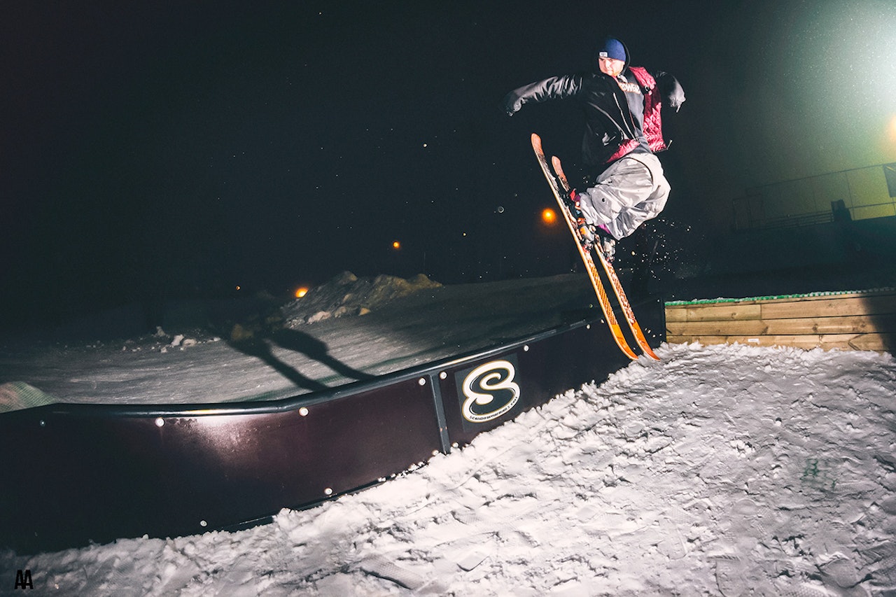 TESTET: Rufus Tangen var kjapt ute med å teste railsa i Saprsborg. Foto: Andreas Andersen TESTET: Rufus Tangen var kjapt ute med å teste railsa i Saprsborg. Foto: Andreas Andersen