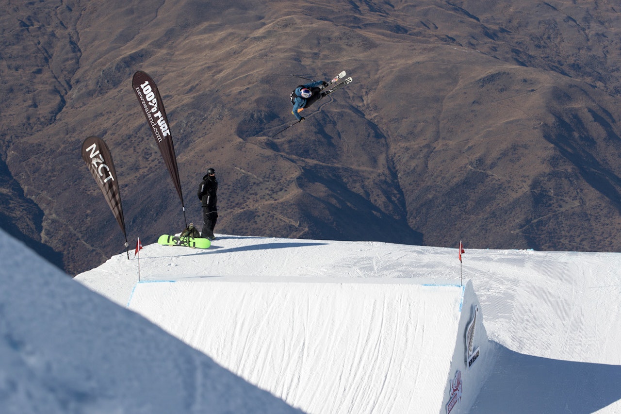 NUMMER TO: Her ser du kjøringa som ga Øystein Bråten (bildet) andreplassen på New Zealand -og Tirils vinner-run! Foto: Christopher Frankum/ Nor Freeski NUMMER TO: Her ser du kjøringa som ga Øystein Bråten (bildet) andreplassen på New Zealand -og Tirils vinner-run! Foto: Christopher Frankum/ Nor Freeski