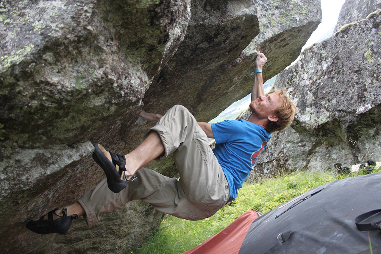 Flere av festivaldeltakerne var på buldretur til Veitastrond. Foto: Sunniva Skuset. Flere av festivaldeltakerne var på buldretur til Veitastrond. Foto: Sunniva Skuset.