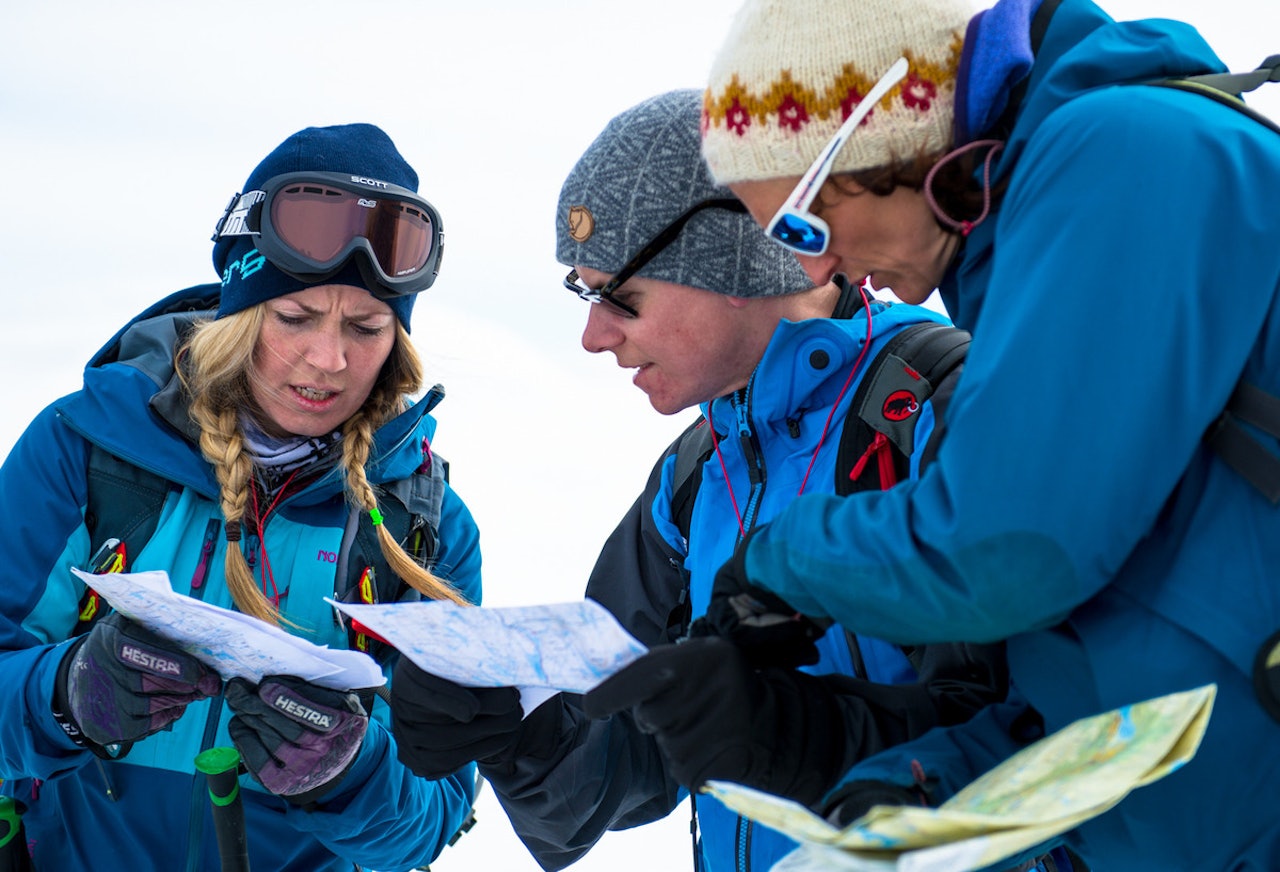 Fra årets vinterkurs i navigering. Foto: MyrkLeik Vinterfestival Fra årets vinterkurs i navigering. Foto: MyrkLeik Vinterfestival