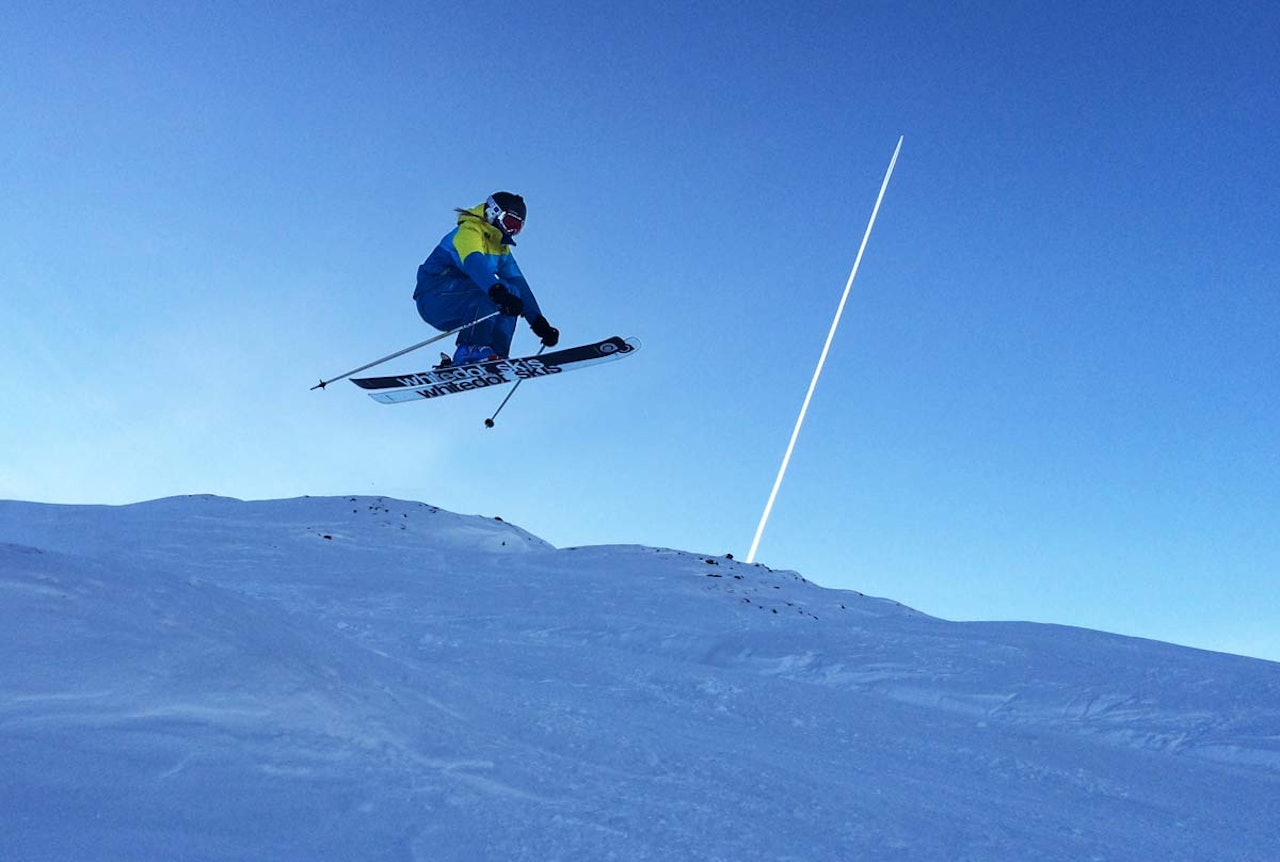 EN AV TRE: Storesøster Hedda Romberg i aksjon i Hemsedal. Foto: Anders Romberg EN AV TRE: Storesøster Hedda Romberg i aksjon i Hemsedal. Foto: Anders Romberg