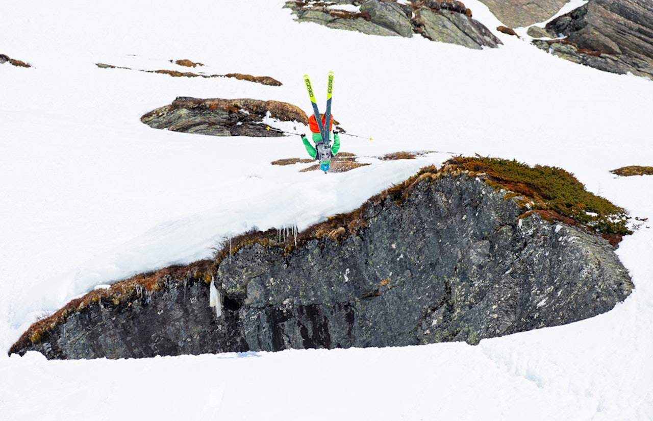 HAR MER INNE: Dennis Risvoll vant Røldal Freeride Challenge på lørdag, men han mener han kunne kjørt enda bedre. Backflippen var dog perfekt. Foto: Sverre Hjørnevik HAR MER INNE: Dennis Risvoll vant Røldal Freeride Challenge på lørdag, men han mener han kunne kjørt enda bedre. Backflippen var dog perfekt. Foto: Sverre Hjørnevik