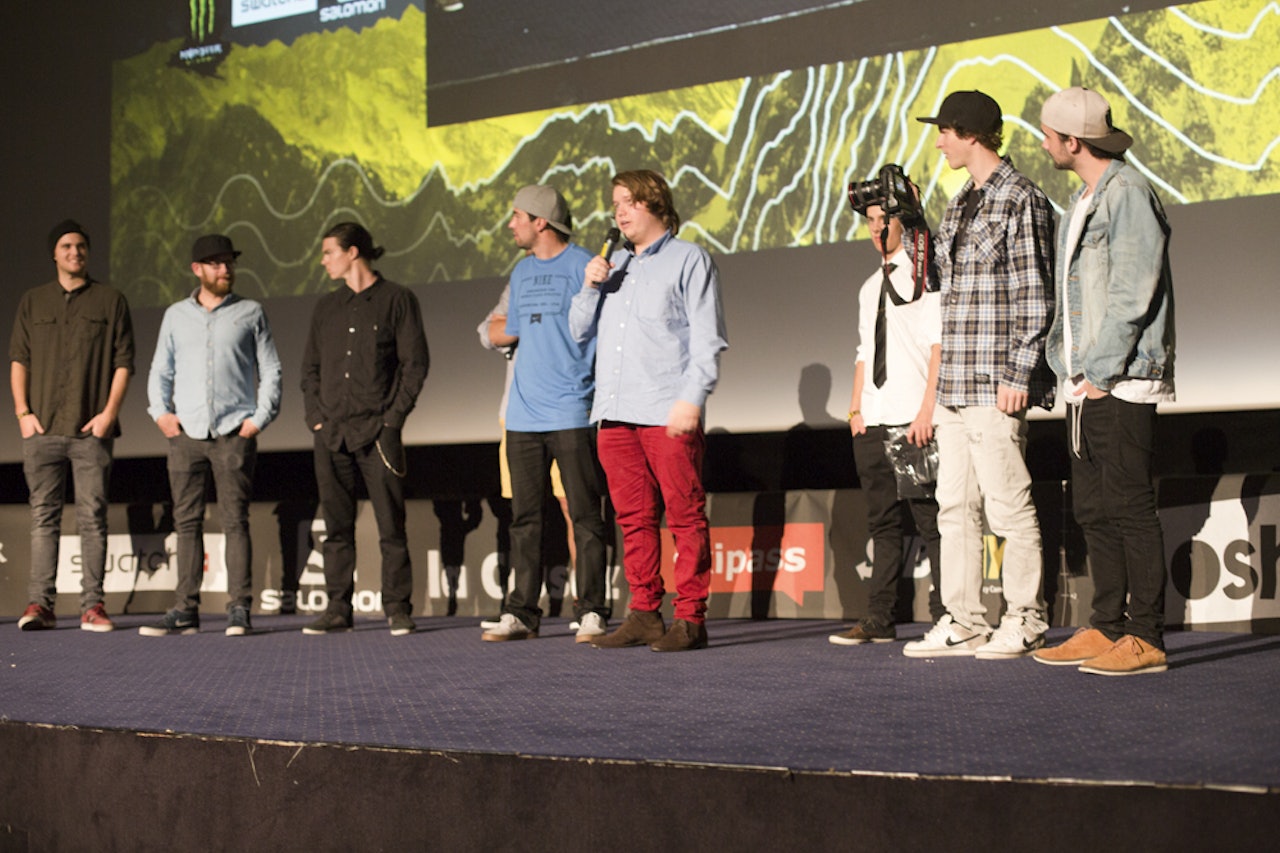 SCENEVANT: Filip Chrostensen (med mikforonen) og resten av gjengen i Field Productions er strålende fornøyd med mottakelsen i Annecy i helga. Foto: Andreas Løve Storm Fausko SCENEVANT: Filip Chrostensen (med mikforonen) og resten av gjengen i Field Productions er strålende fornøyd med mottakelsen i Annecy i helga. Foto: Andreas Løve Storm Fausko