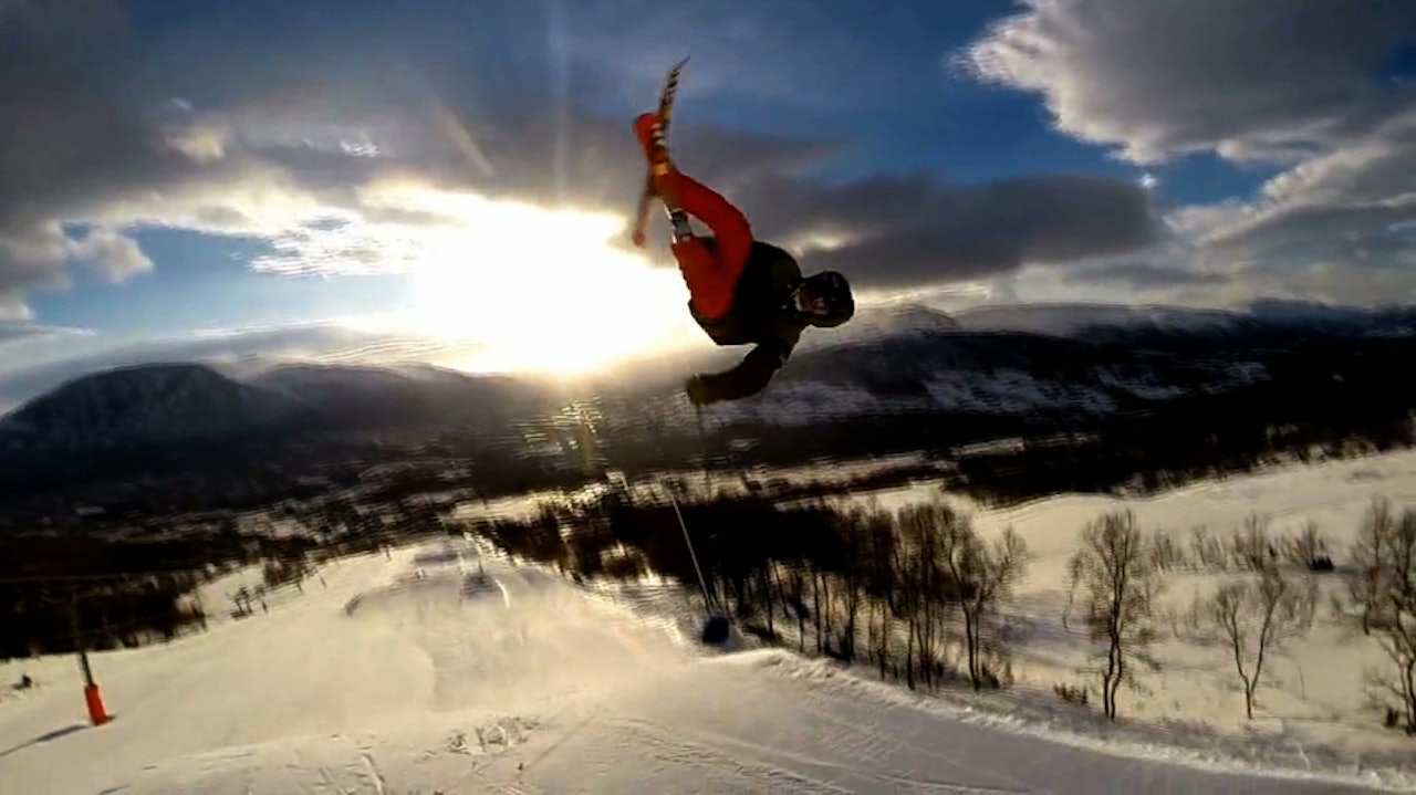 PÅ HJEMMEBANE: Vebjørn Svorkmo og Espen Bergh har snekra sammen en glovarm film fra parken hjemme i Oppdal. PÅ HJEMMEBANE: Vebjørn Svorkmo og Espen Bergh har snekra sammen en glovarm film fra parken hjemme i Oppdal.