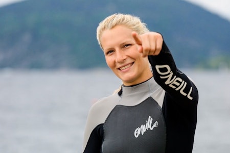 WINDSURFINGPEDAGOGEN: Oda gjør seg ikke bare klar for en splitter ny programserie på friflyt.no. Hun er også i full sving med verdenscupen i freestyle windsurfing hvor hun startet med en imponerende tredjeplass. Bilde: Christian Nerdrum