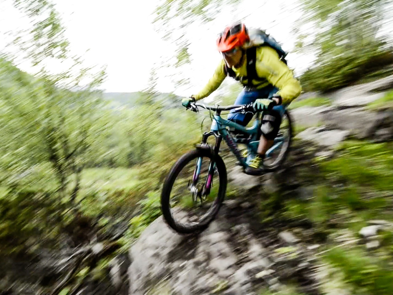 TAR FART: Øyvind Blikken Mæhle har sine alternative læremetoder når det kommer til sykling. Bilde: Martin I. Dalen TAR FART: Øyvind Blikken Mæhle har sine alternative læremetoder når det kommer til sykling. Bilde: Martin I. Dalen