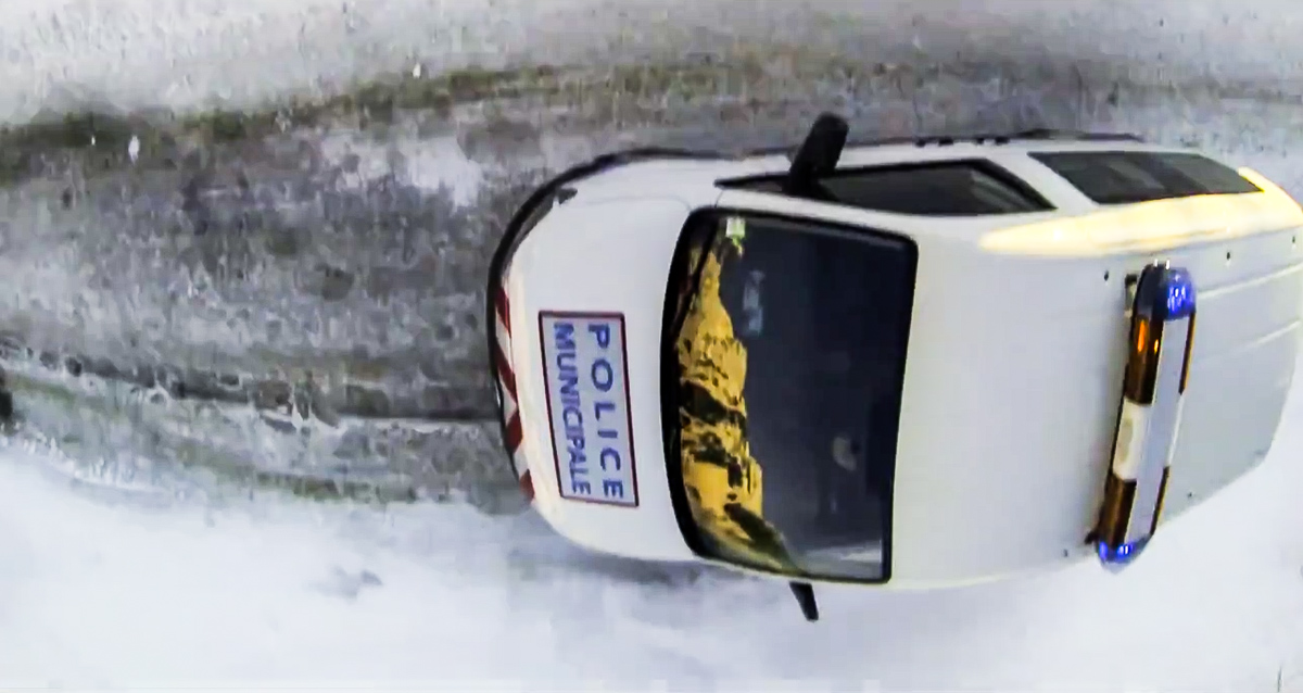 SKIBØLLE: Hva skjer når Candide gjør backflip over en politibil? 