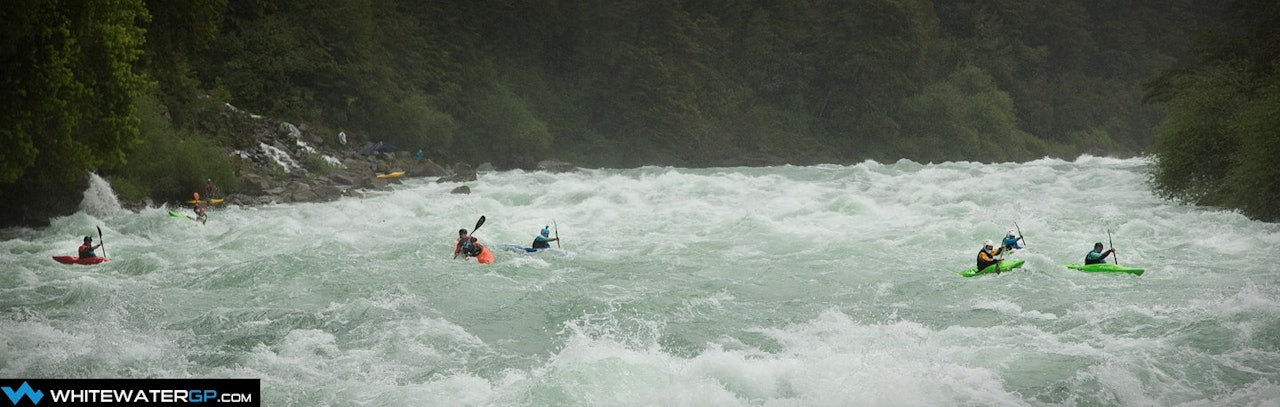 BOATERCROSS: Spektakulære greier på Rio Futaleufu i Chile. Foto: Eric Parker BOATERCROSS: Spektakulære greier på Rio Futaleufu i Chile. Foto: Eric Parker