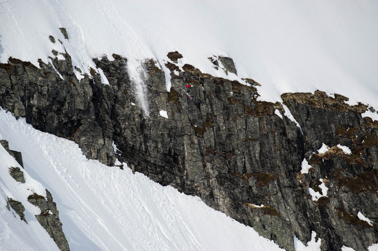 DRO PÅ: Helge Berg Enitch var en av kjørerne som virkelig imponerte. Foto: Olav Standal Tangen DRO PÅ: Helge Berg Enitch var en av kjørerne som virkelig imponerte. Foto: Olav Standal Tangen