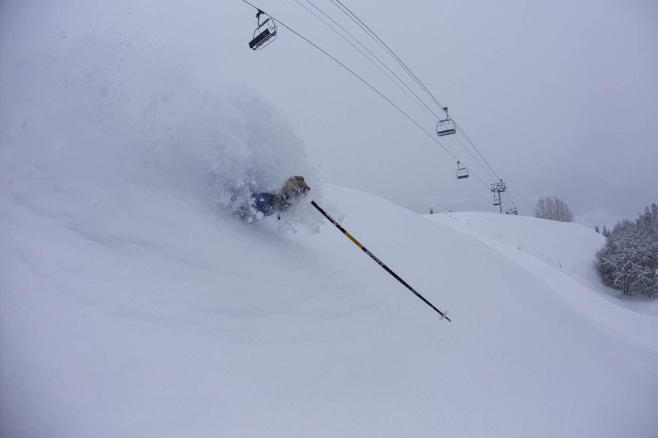 S-N-Ø: Henning Reinton staver det for deg. Foto: Hans Petter Hval Gudbrandsdalen japan frikjrøing freeride gålå