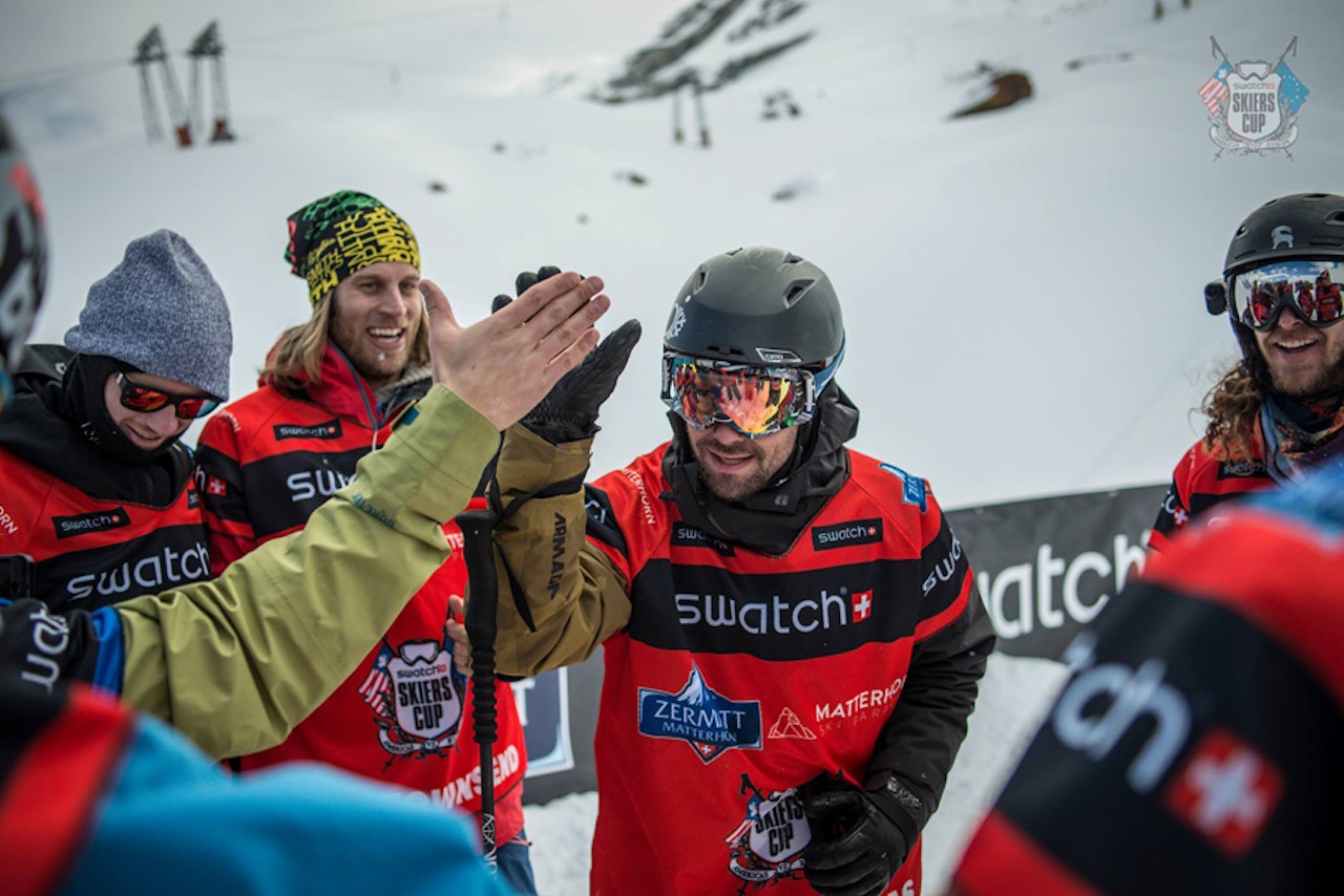 SEIER: Team Americas, med kaptein JP Auclair i spissen, vant årets Skier´sCup i Zermatt, som ble halvert på grunn av snømangel. Foto: D. Carlier