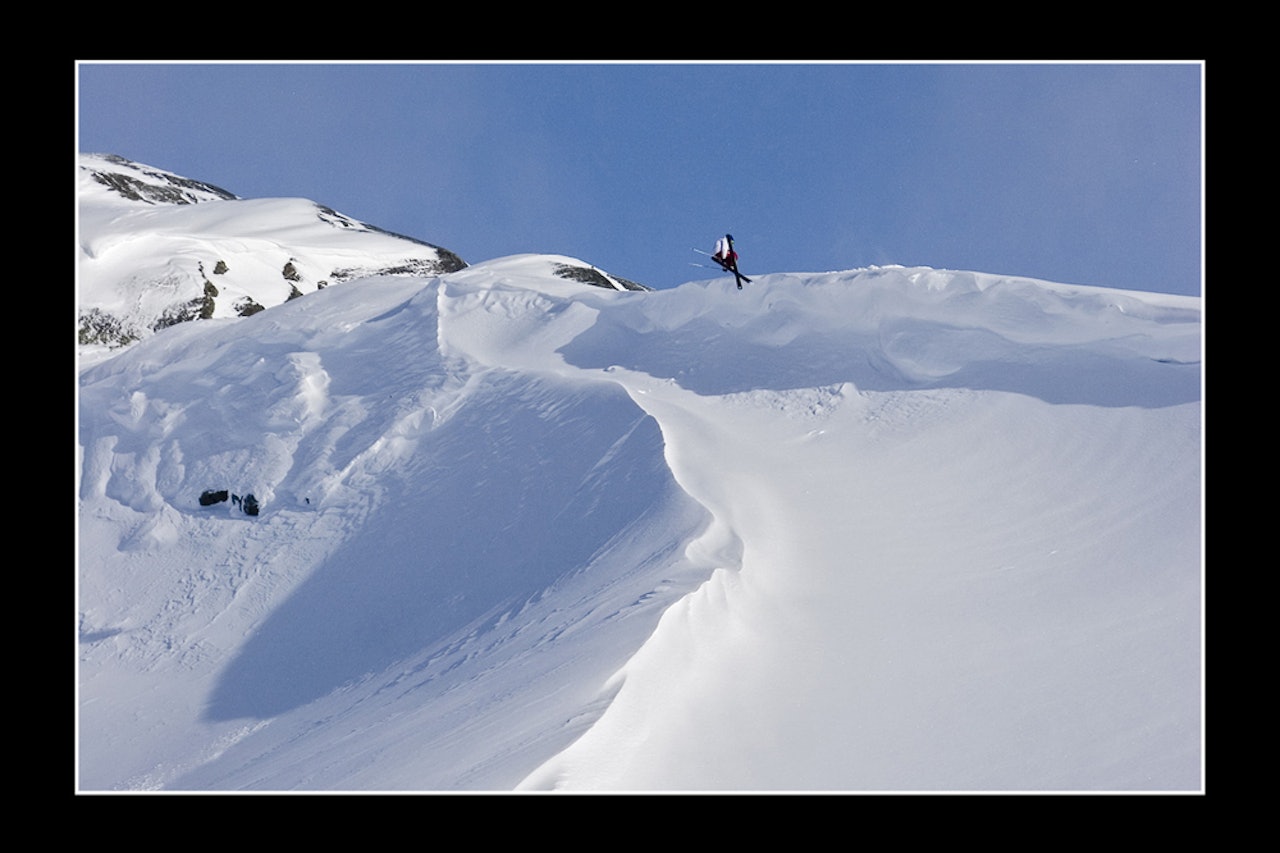 PÅ FIELDSHOOT: Her er Jørgen i ferd med å sette sitt preg på backcountrykjøringa i en Field-klassiker, nemlig Welfare. PÅ FIELDSHOOT: Her er Jørgen i ferd med å sette sitt preg på backcountrykjøringa i en Field-klassiker, nemlig Welfare.
