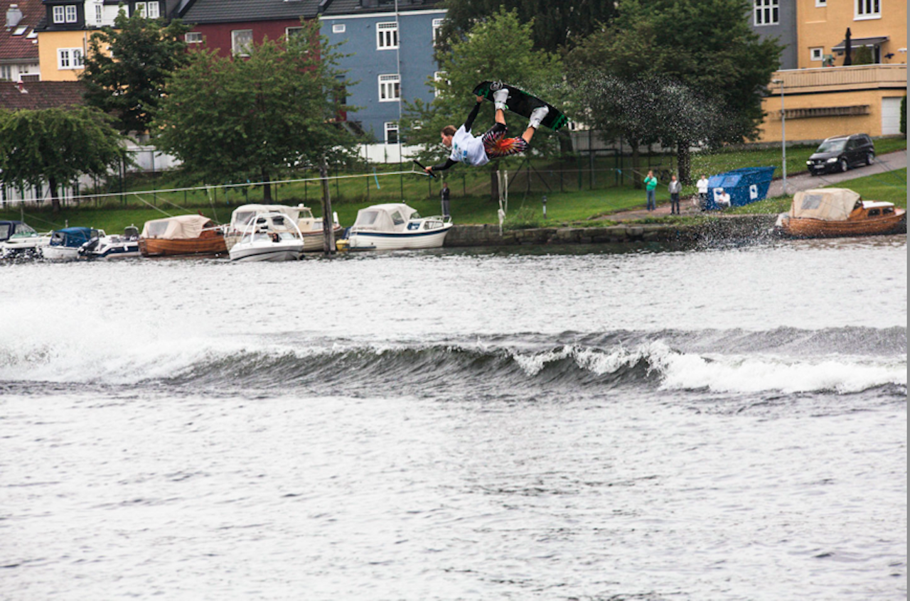 NY MESTER: I år var det Jørn Simen Aabøe sin tur til å ta tittelen i wakeboard NM. Foto: (arkiv) Christian Nerdrum