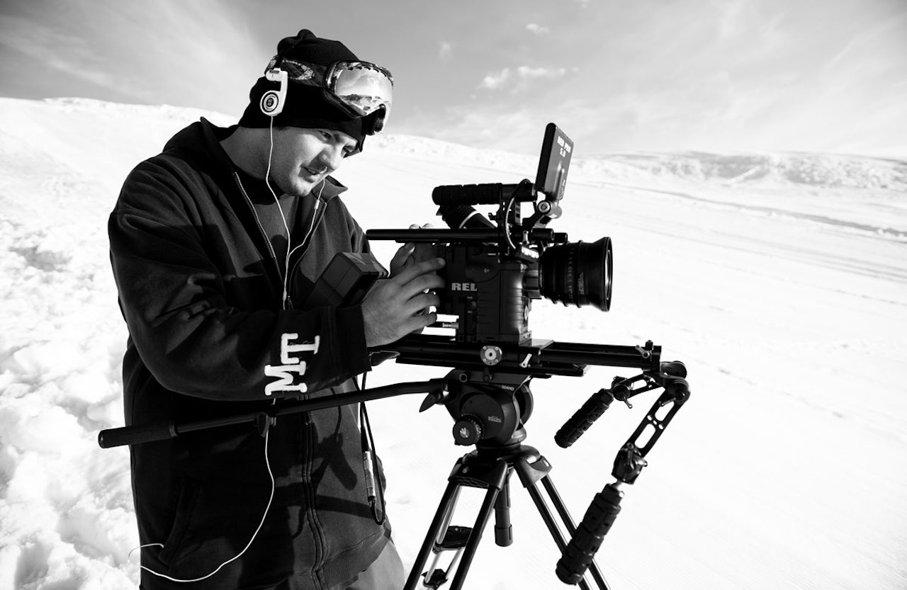 FERDIG MED SKIFILM: Eivind Aurstad og Chaoz Productions takker for seg. Head Straight ble Eivinds siste film. Foto: Sverre Hjørnevik FERDIG MED SKIFILM: Eivind Aurstad og Chaoz Productions takker for seg. Head Straight ble Eivinds siste film. Foto: Sverre Hjørnevik