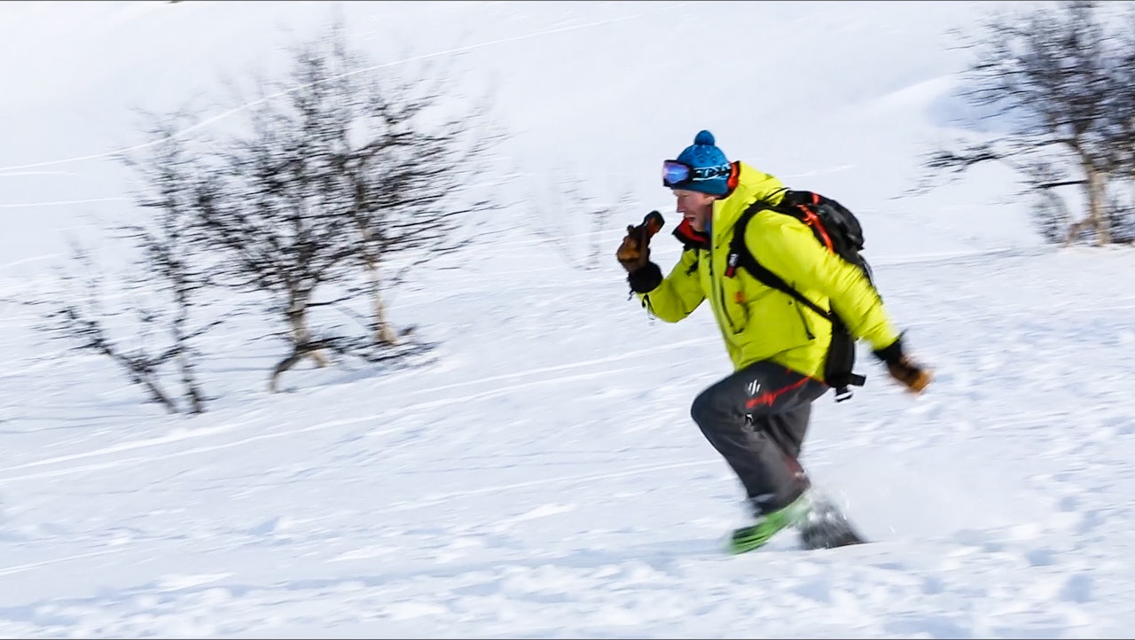 INGEN TID FOR NØLING: Start vintersesongen med å trene på søk. Sekunder kan spare liv. Bilde: Benjamin Hjort INGEN TID FOR NØLING: Start vintersesongen med å trene på søk. Sekunder kan spare liv. Bilde: Benjamin Hjort