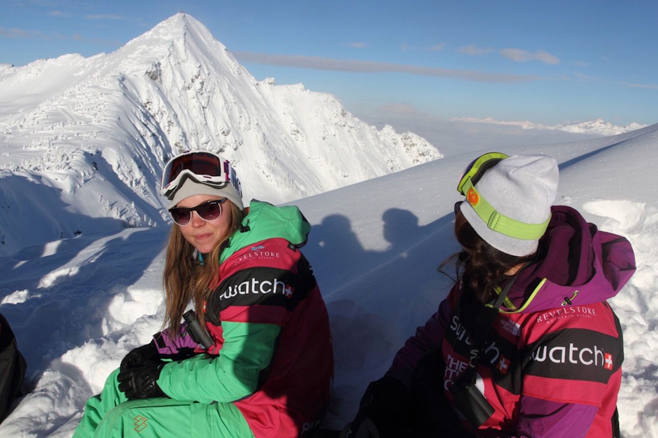 EN AV HVER: Pia Nic Gundersen (til venstre) er klar for FWT-finale i Verbier, men Anne May Slinning får ikke kjøre den legendariske konkurransen på Bec de Rosses. Foto: Tore Meirik EN AV HVER: Pia Nic Gundersen (til venstre) er klar for FWT-finale i Verbier, men Anne May Slinning får ikke kjøre den legendariske konkurransen på Bec de Rosses. Foto: Tore Meirik