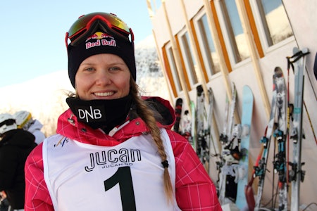 RØK KORSBÅNDET: Tiril Sjåstad Christiansen har røket korsbåndet, og OL i Sotsji henger i en syltynn tråd. Foto: Tore Meirik RØK KORSBÅNDET: Tiril Sjåstad Christiansen har røket korsbåndet, og OL i Sotsji henger i en syltynn tråd. Foto: Tore Meirik