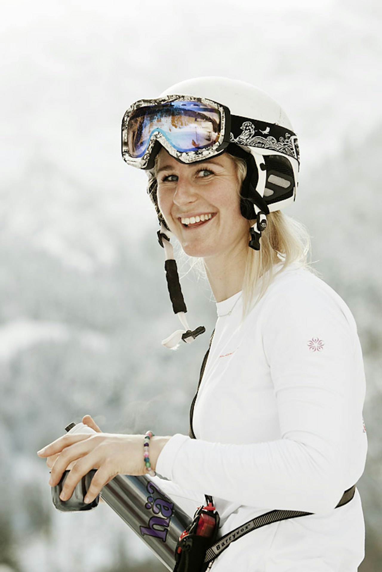 PÅ FILM: Janicke Svedberg bor i Sveits, og hun har sikra seg plass i skifilmen Steps, som kommer til høsten. Foto: Fredrik Schenholm