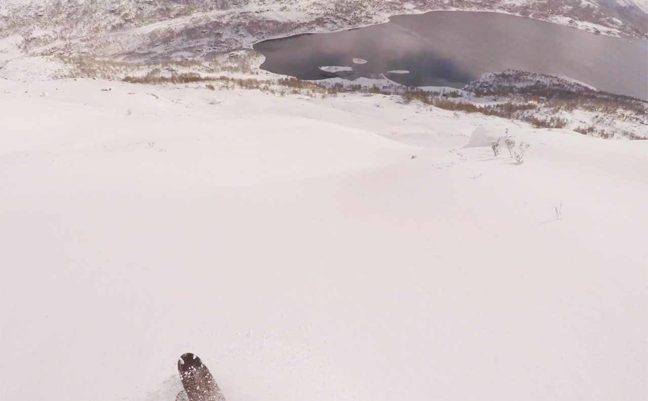 KORT OG GODT: Filmen er ikke så lang, men den er tross alt fra september! Foto: Asbjørn Eggebø Næss KORT OG GODT: Filmen er ikke så lang, men den er tross alt fra september! Foto: Asbjørn Eggebø Næss
