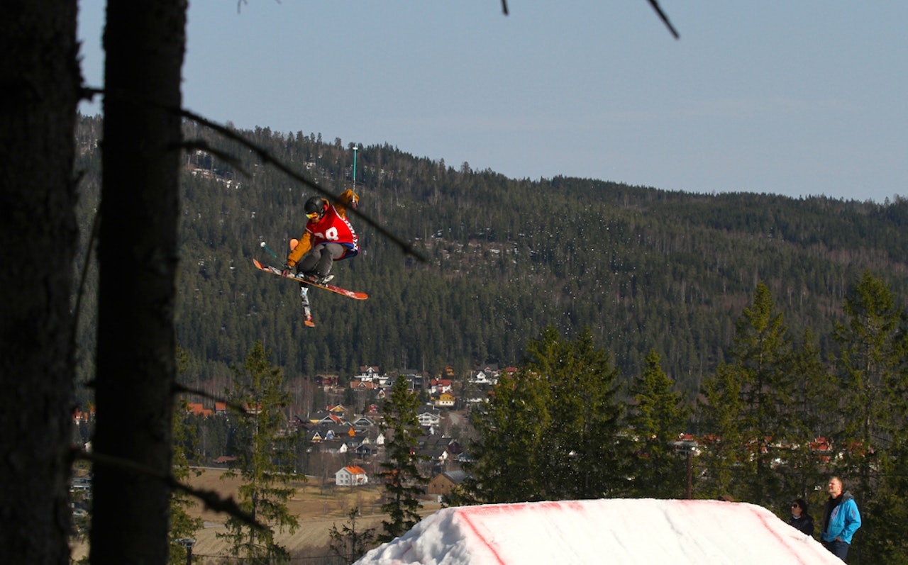 FLOTT: Fine forhold da Hakadal Freeski arrangerte klubbmesterskap i Varingskollen lørdag. Foto: Terje Nummedal FLOTT: Fine forhold da Hakadal Freeski arrangerte klubbmesterskap i Varingskollen lørdag. Foto: Terje Nummedal
