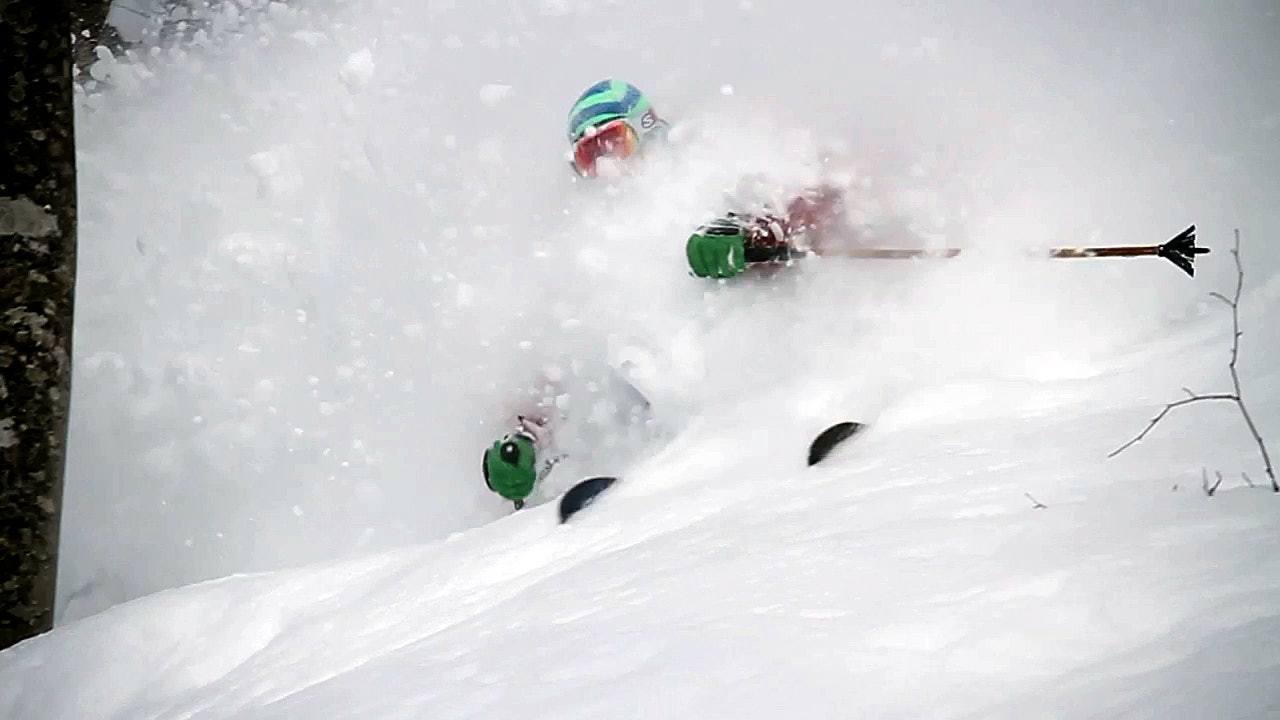 JAPAN: Mark Abma koser seg på «jobb» i Japan. JAPAN: Mark Abma koser seg på «jobb» i Japan.