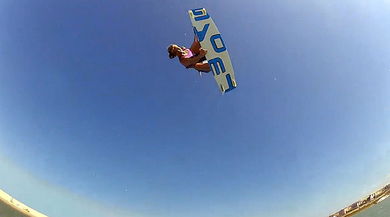 VERDT Å SE: Kiting på himmelhøyt nivå i damefilmen fra Brasil! VERDT Å SE: Kiting på himmelhøyt nivå i damefilmen fra Brasil!