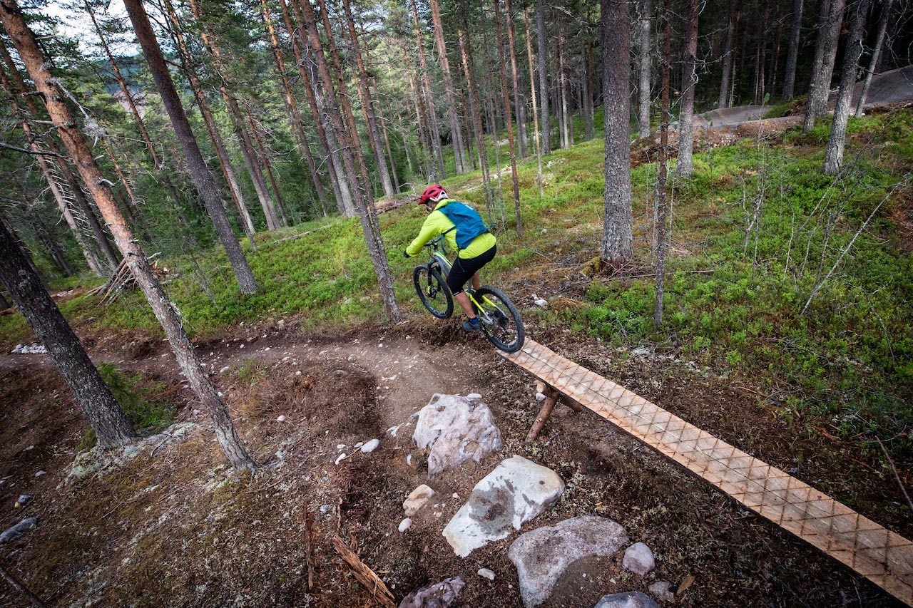 BRAKSUKSESS: Med penger fra kommune, fylke og lokalt næringsliv har sykkelprosjektet i Trysil blitt en suksess. Her er Anders Backe i aksjon i Gullia. Foto: Fredrik Otterstad BRAKSUKSESS: Med penger fra kommune, fylke og lokalt næringsliv har sykkelprosjektet i Trysil blitt en suksess. Her er Anders Backe i aksjon i Gullia. Foto: Fredrik Otterstad