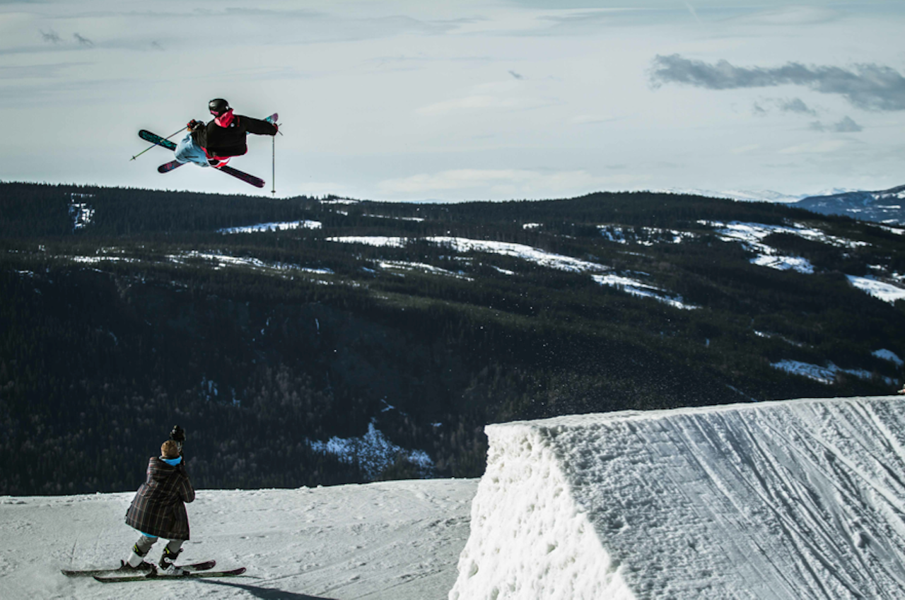 FILMKONKURRANSE: I dag avsløres MinPark-vinneren, og oppskrifta for hvordan vinne filmkonkurransen under MegaPark er ute! Foto: Stian Raa FILMKONKURRANSE: I dag avsløres MinPark-vinneren, og oppskrifta for hvordan vinne filmkonkurransen under MegaPark er ute! Foto: Stian Raa