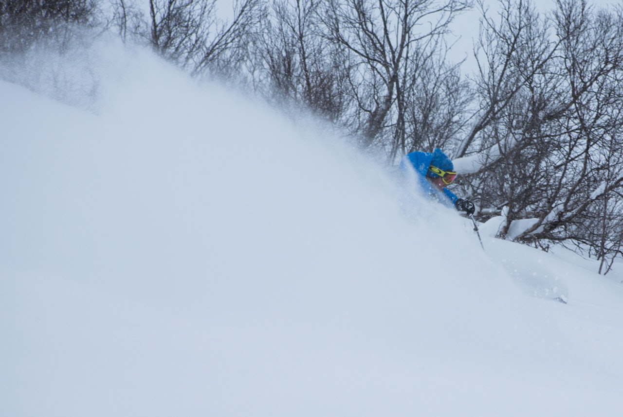 PUDDER I DAG: Det snør i Sogndal, og det ligger an til på bli pudder når årets første runde i Norway Freeride Cup går av stabelen søndag. Dette bildet er fra nordsiden på Grånipa fredag. Foto: Tore Meirik PUDDER I DAG: Det snør i Sogndal, og det ligger an til på bli pudder når årets første runde i Norway Freeride Cup går av stabelen søndag. Dette bildet er fra nordsiden på Grånipa fredag. Foto: Tore Meirik