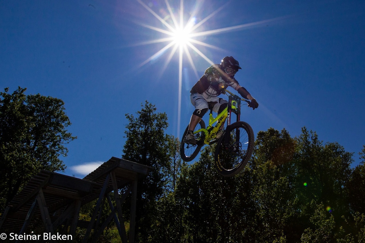 Pål Standal finner luft under Fat Tire Festival 2012. Foto : Steinar Bleken Pål Standal finner luft under Fat Tire Festival 2012. Foto : Steinar Bleken