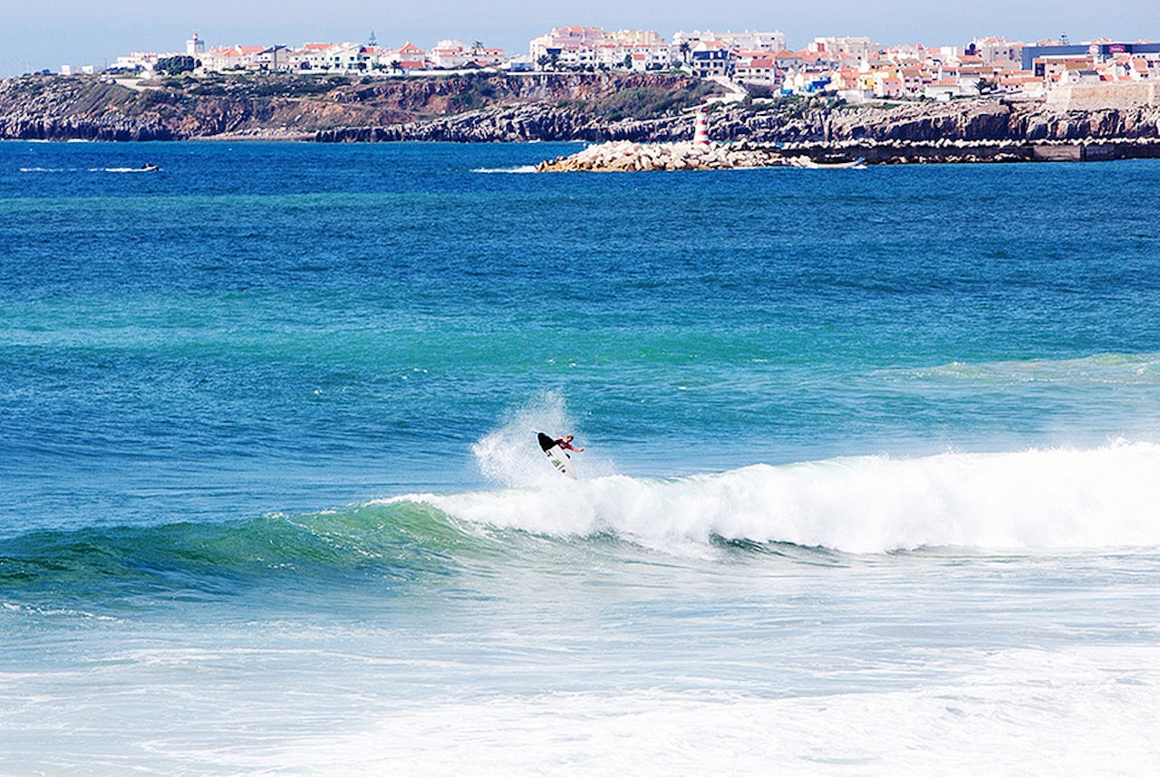 PENICHE I PORTUGAL: Det er mange nordmenn som har et forhold til plassen som holder nest siste runde av ASP World Tour. PENICHE I PORTUGAL: Det er mange nordmenn som har et forhold til plassen som holder nest siste runde av ASP World Tour.