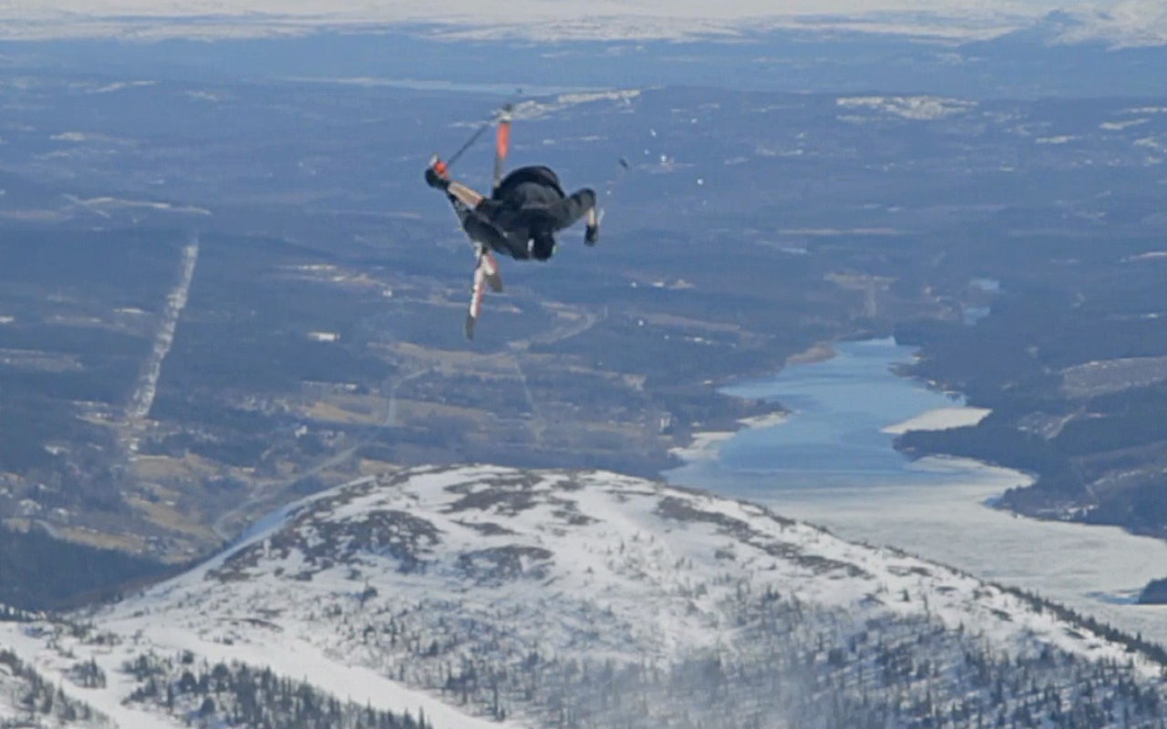 STIL: Boberg kjører stilfult i Åre foran Andreas Olofsson sitt kamera i «The Striving». STIL: Boberg kjører stilfult i Åre foran Andreas Olofsson sitt kamera i «The Striving».