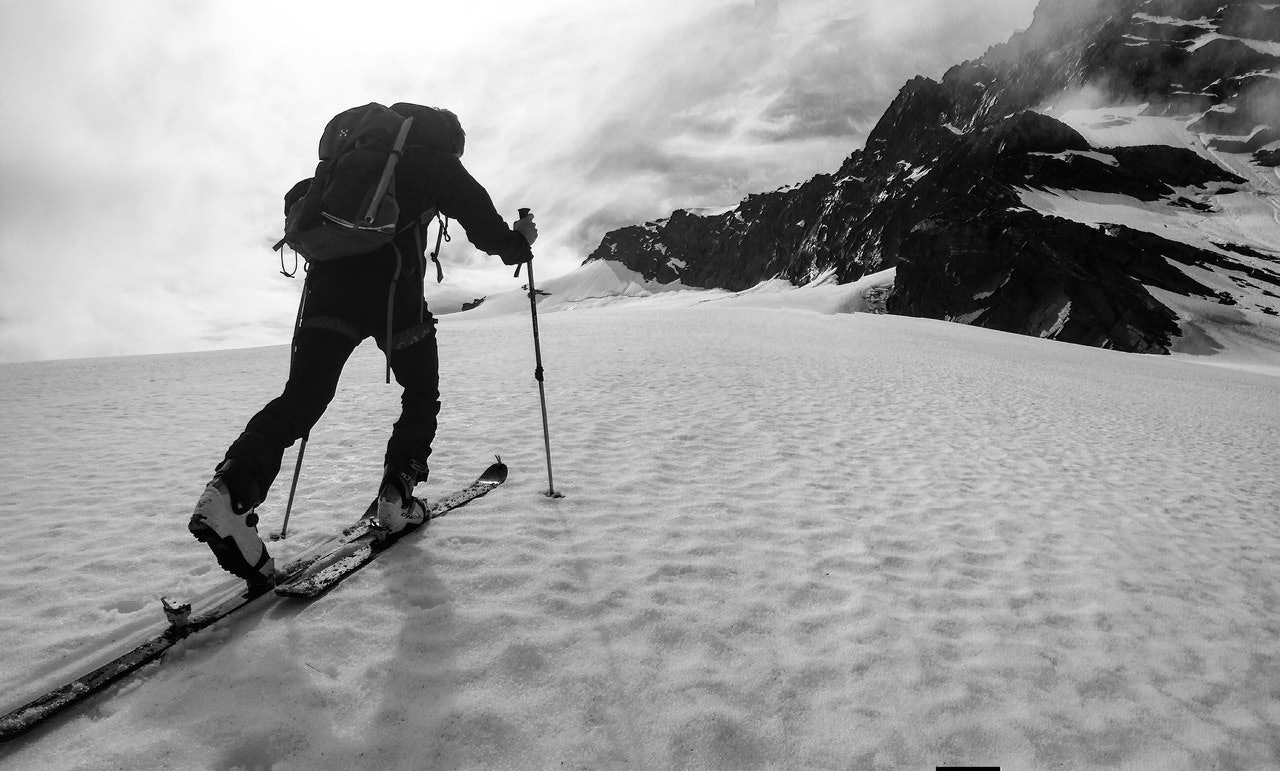 MAJESTETISK: Fjellene rundt Narvik er kjente for å være store og tilsynelatende utilnærmelige. Foto: Kaj Sønnichsen MAJESTETISK: Fjellene rundt Narvik er kjente for å være store og tilsynelatende utilnærmelige. Foto: Kaj Sønnichsen