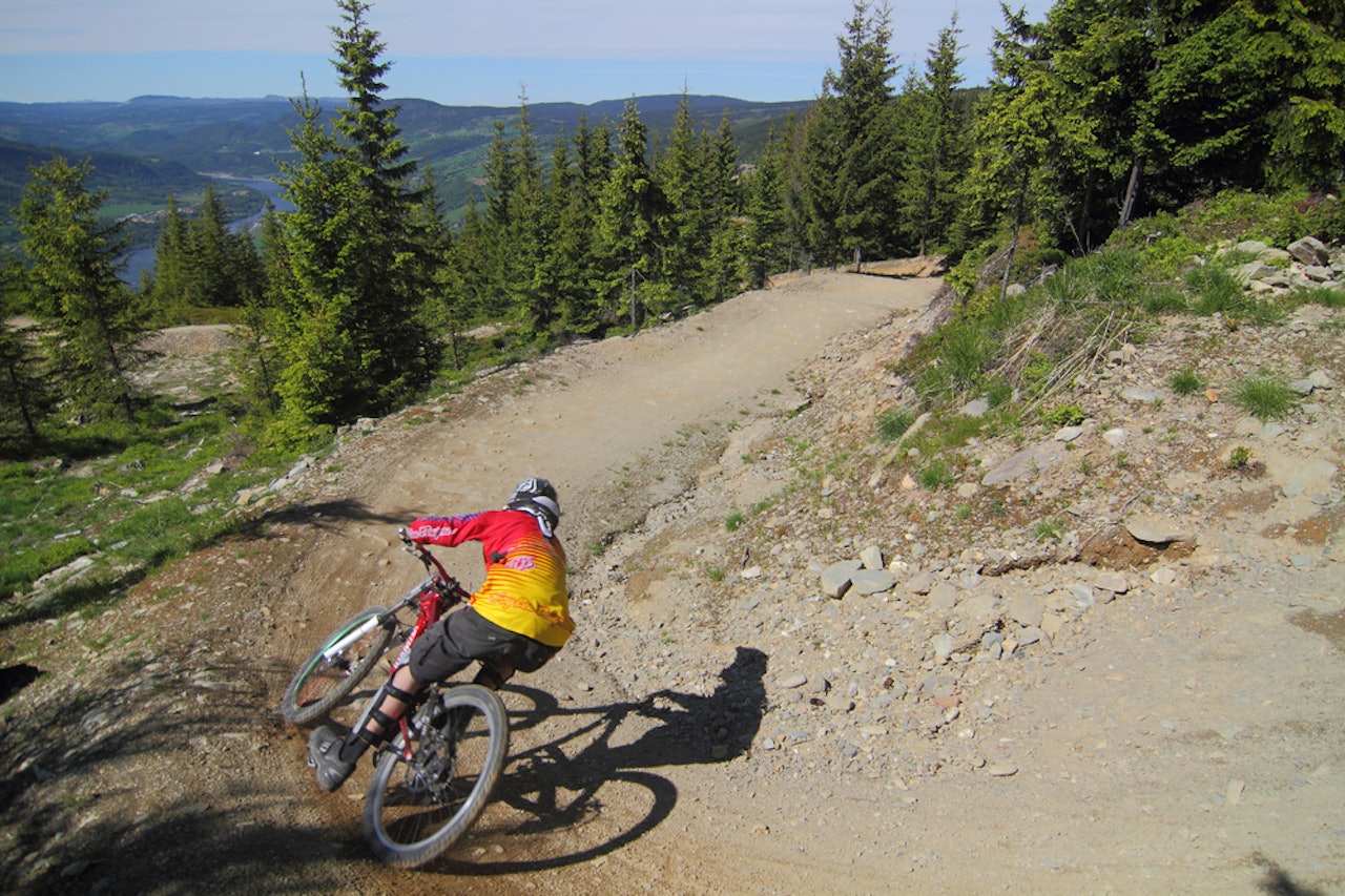 HAFJELL BIKE PARK: Norges beste sykkelpark åpner første juni, og nå kan du vinne både sykkel og heiskort for to personer i to dager under åpningshelga! Foto: Tore Meirik HAFJELL BIKE PARK: Norges beste sykkelpark åpner første juni, og nå kan du vinne både sykkel og heiskort for to personer i to dager under åpningshelga! Foto: Tore Meirik