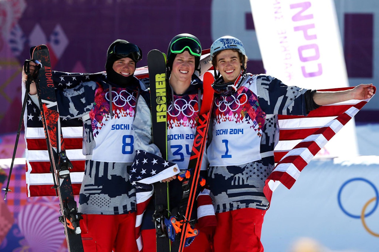 BEST: Amerikanerne tapetserte pallen i dag. Fra venstre: Gus Kenworthy (sølv), Joss Christensen (gull) og Nick Goepper (bronse). Foto: US freeskiing BEST: Amerikanerne tapetserte pallen i dag. Fra venstre: Gus Kenworthy (sølv), Joss Christensen (gull) og Nick Goepper (bronse). Foto: US freeskiing