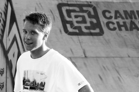 DOBBELAGENTEN: Jørn Simen Aabøe er både en av landets beste på snowboard og wakeboard. 