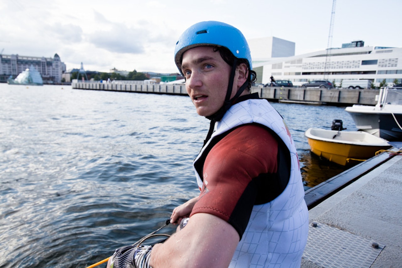 URBAN WAKE: Remi Meum fikk seg noen dager utenfor operaen under Oslo Water Games. Foto: Christian Nerdrum URBAN WAKE: Remi Meum fikk seg noen dager utenfor operaen under Oslo Water Games. Foto: Christian Nerdrum