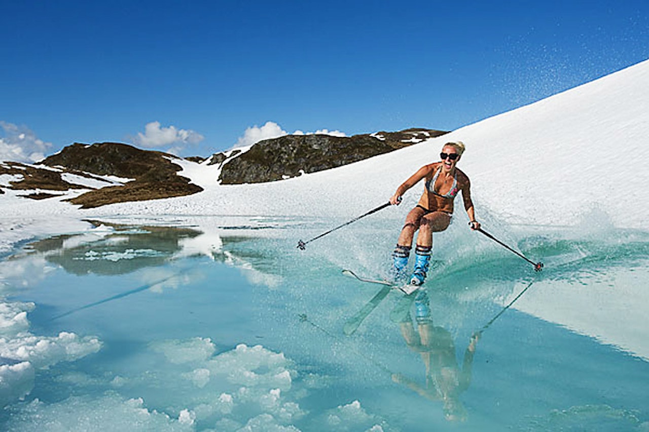 LANDSBYLEGEN: Camilla Underland behersker både det våte og kalde element. Dette kan bli deg hvis du svarer riktig på spørsmålene. Foto: Nils-Erik Bjørholt LANDSBYLEGEN: Camilla Underland behersker både det våte og kalde element. Dette kan bli deg hvis du svarer riktig på spørsmålene. Foto: Nils-Erik Bjørholt
