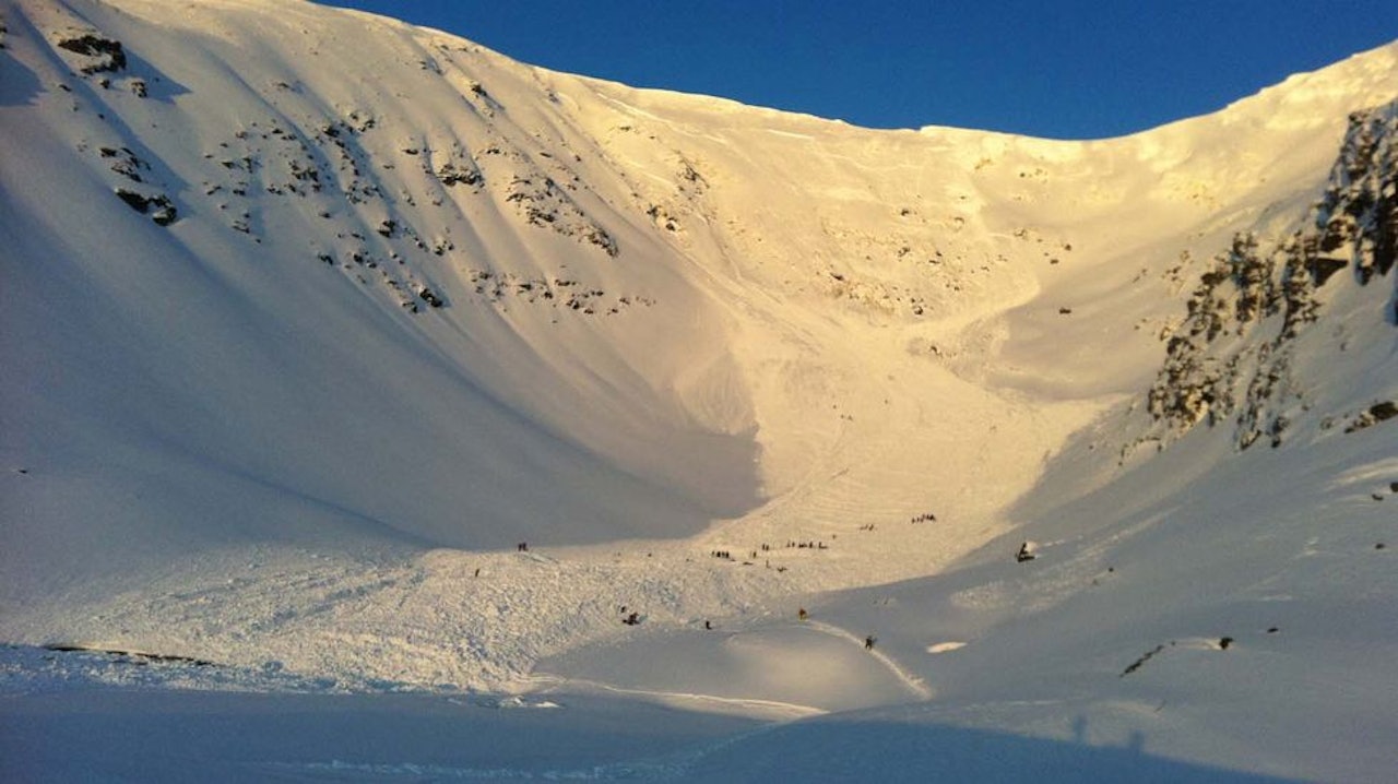 STORT SKRED: Skredet gikk på fjellet Sorbmegaisa i Engenesdalen i Troms. STORT SKRED: Skredet gikk på fjellet Sorbmegaisa i Engenesdalen i Troms.