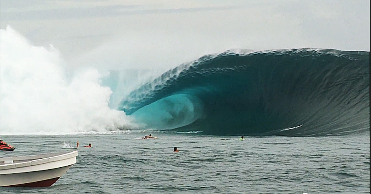 SVØM FOR LIVET: "Paddle for you life", ble nok hørt i linupen opp til flere ganger 8. juni 2012. SVØM FOR LIVET: "Paddle for you life", ble nok hørt i linupen opp til flere ganger 8. juni 2012.