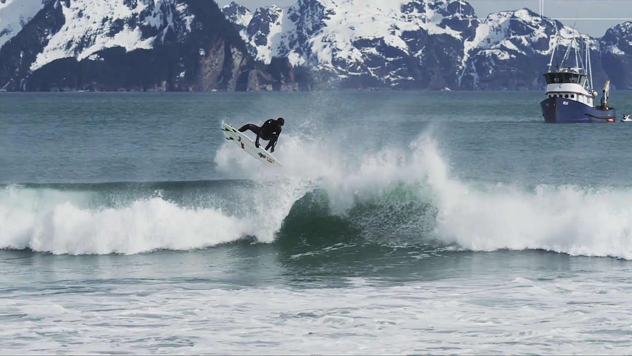 ALASKA: Prosurfer Ian Walsh viser snowboardgutta hva som også er mulig å gjøre i Alaska. ALASKA: Prosurfer Ian Walsh viser snowboardgutta hva som også er mulig å gjøre i Alaska.