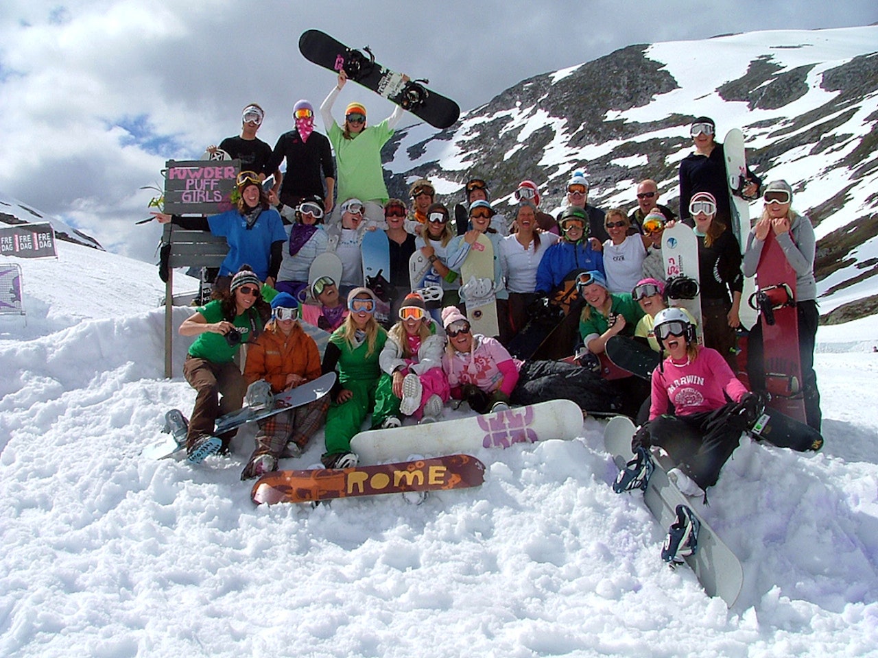 HYGGE: Camp på Stryn er ensbetydende med hygge og kos. Bilde: Snowboardforbundet. HYGGE: Camp på Stryn er ensbetydende med hygge og kos. Bilde: Snowboardforbundet.