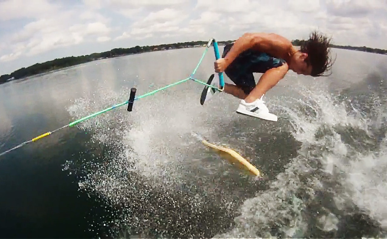 OPPVÅKNINGEN: Triks ingen har satt tidligere bli spikra i wakeskatefilmen Noisa Vision. OPPVÅKNINGEN: Triks ingen har satt tidligere bli spikra i wakeskatefilmen Noisa Vision.