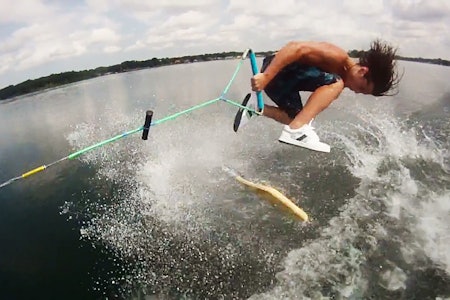 OPPVÅKNINGEN: Triks ingen har satt tidligere bli spikra i wakeskatefilmen Noisa Vision.