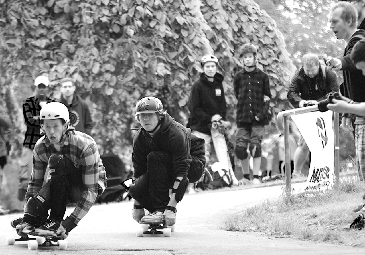 MOT SEIER: Nicolas Holøien i ferd med å knekke Trygve Jørundland i semifinalen. MOT SEIER: Nicolas Holøien i ferd med å knekke Trygve Jørundland i semifinalen.