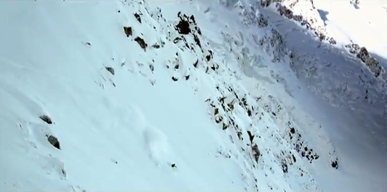 IKKE BACKFLIPTERRENG: Seth Morrison i aksjon i bratt terreng i Chamonix, hvor ikke engang selveste Morrison tar sjansen på en backflip. IKKE BACKFLIPTERRENG: Seth Morrison i aksjon i bratt terreng i Chamonix, hvor ikke engang selveste Morrison tar sjansen på en backflip.