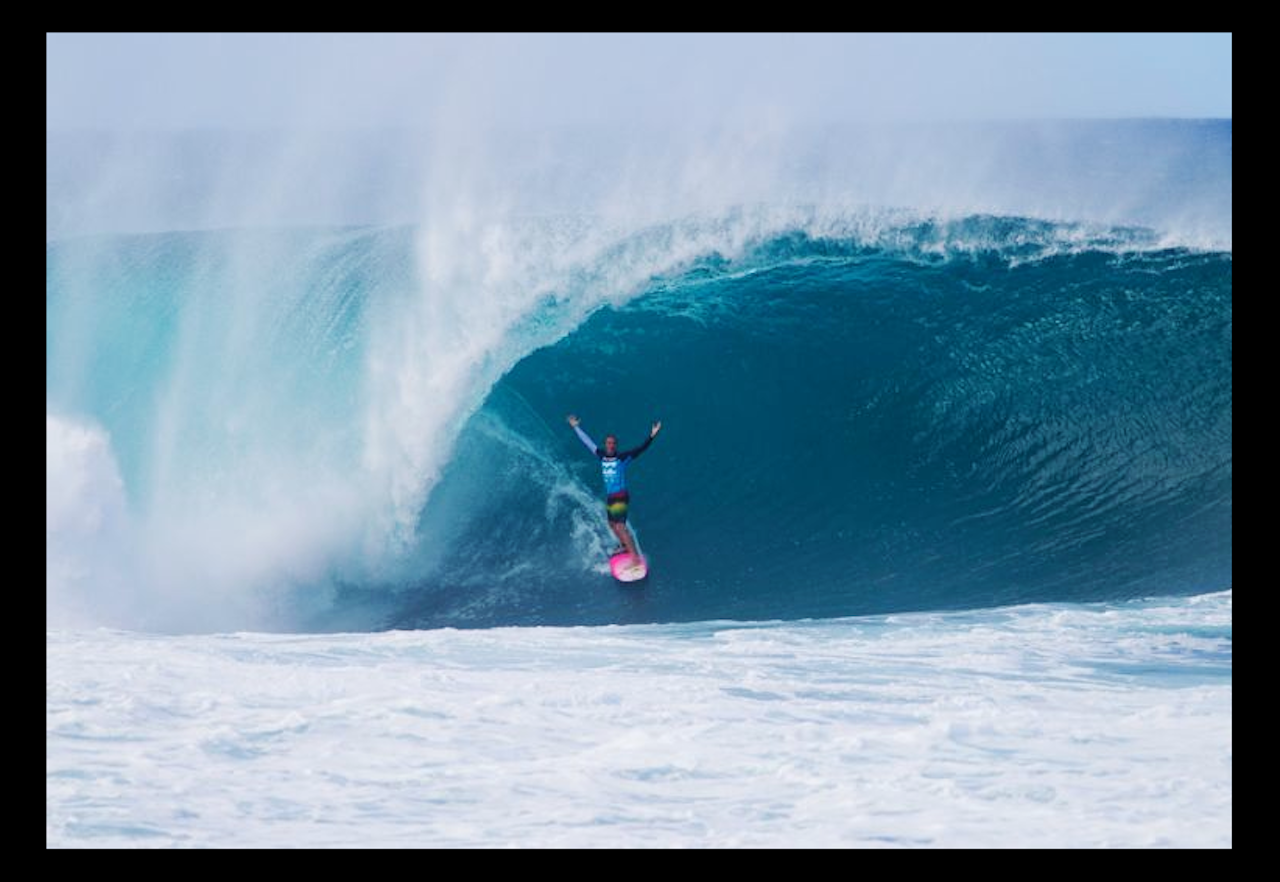 VARM I TRØYA: Jamie O´Brien på hjemmebane feide motstanden til erkerival Dane Reynolds til side. VARM I TRØYA: Jamie O´Brien på hjemmebane feide motstanden til erkerival Dane Reynolds til side.