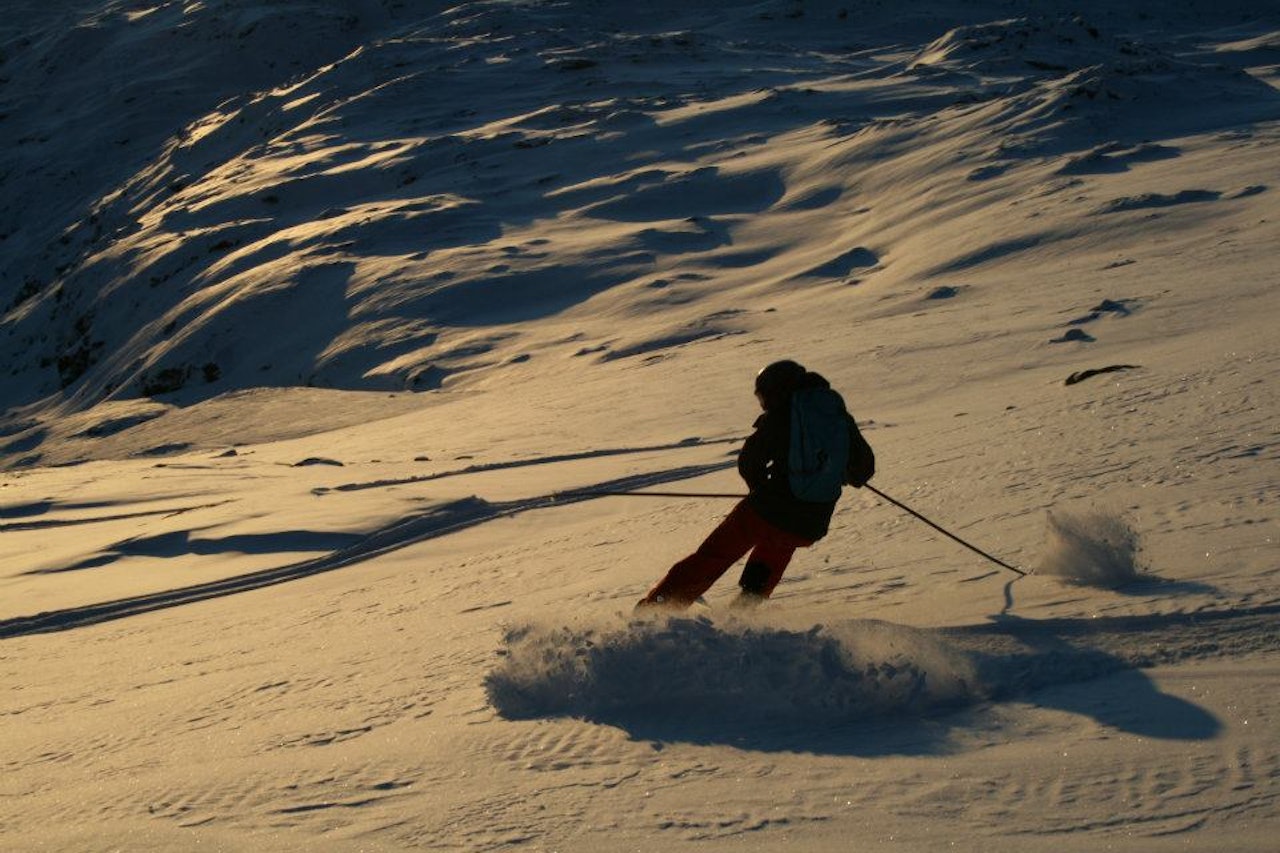 FERSKT: Rykende ferske bilder fra Røldal viser at det lover særs godt foran sesongåpningen i helga. Foto: Pelle Gangskar. FERSKT: Rykende ferske bilder fra Røldal viser at det lover særs godt foran sesongåpningen i helga. Foto: Pelle Gangskar.