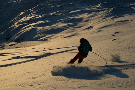 FERSKT: Rykende ferske bilder fra Røldal viser at det lover særs godt foran sesongåpningen i helga. Foto: Pelle Gangskar. FERSKT: Rykende ferske bilder fra Røldal viser at det lover særs godt foran sesongåpningen i helga. Foto: Pelle Gangskar.
